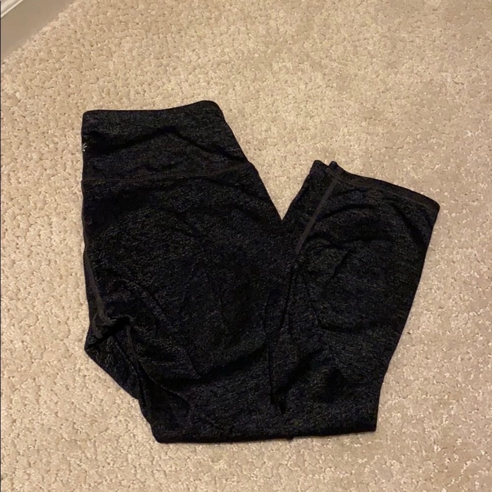 Athleta cropped dark gray leggings (heathered)